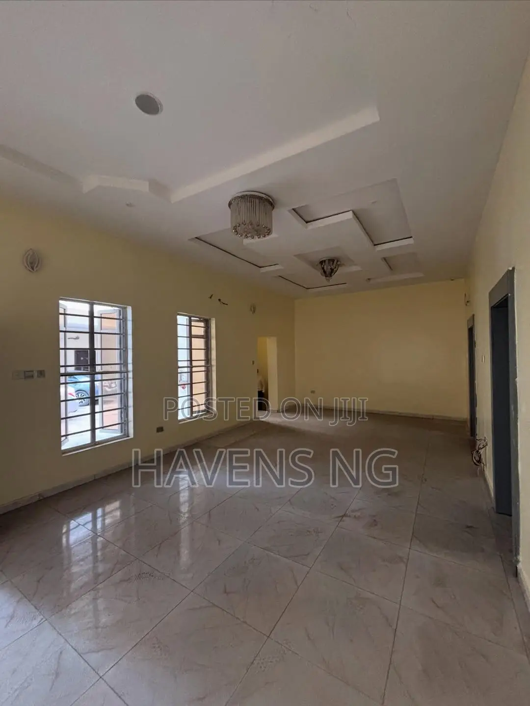 4bdrm Duplex in Ikota for sale in Ikota