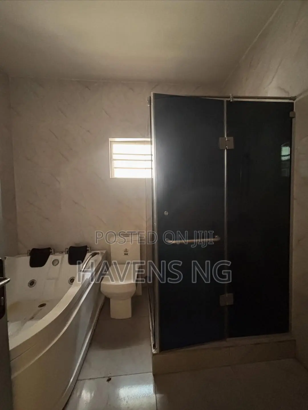 4bdrm Duplex in Ikota for sale in Ikota