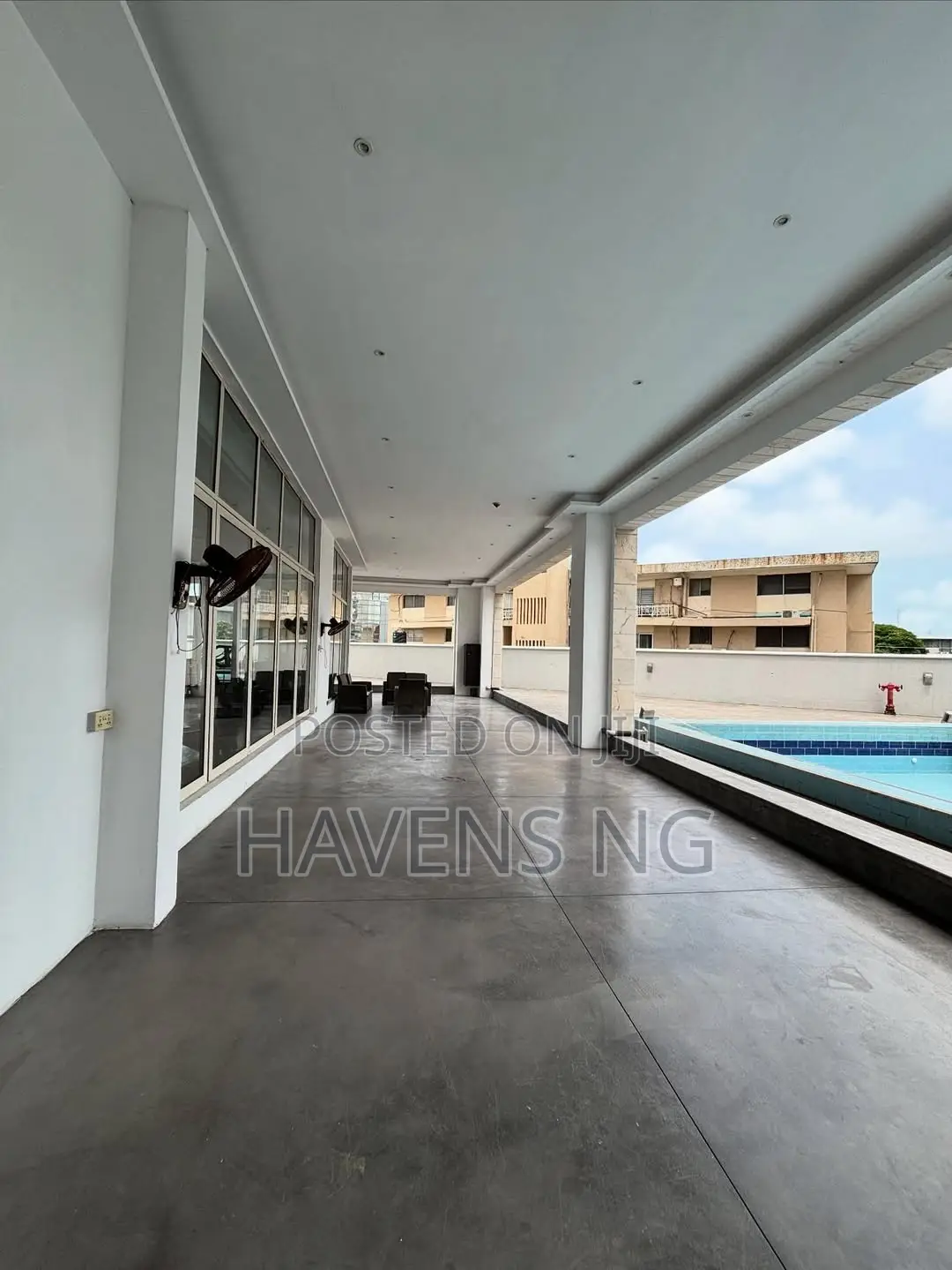 3bdrm Apartment in Victoria Island Extension for sale in Victoria Island Extension