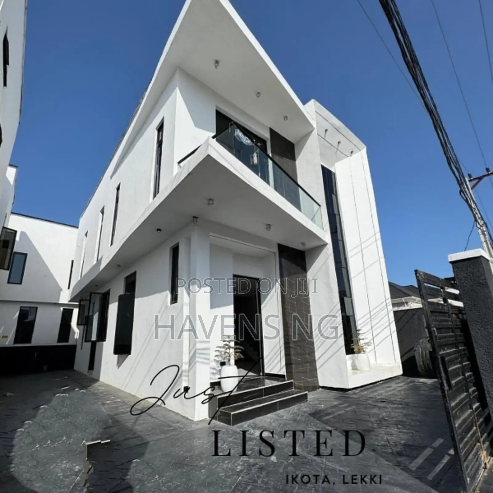 4bdrm Duplex in Ikota for sale in Ikota