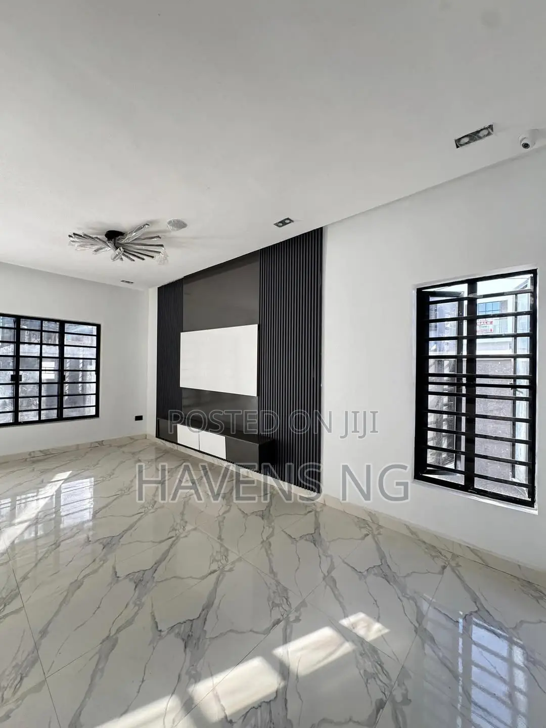 4bdrm Duplex in Lekki Phase 1 for sale in Lekki Phase 1