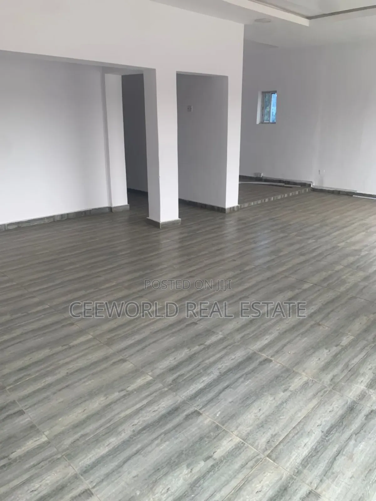 6 Rooms Office Space to Lease Along Ring Road Ibadan in Rind Road