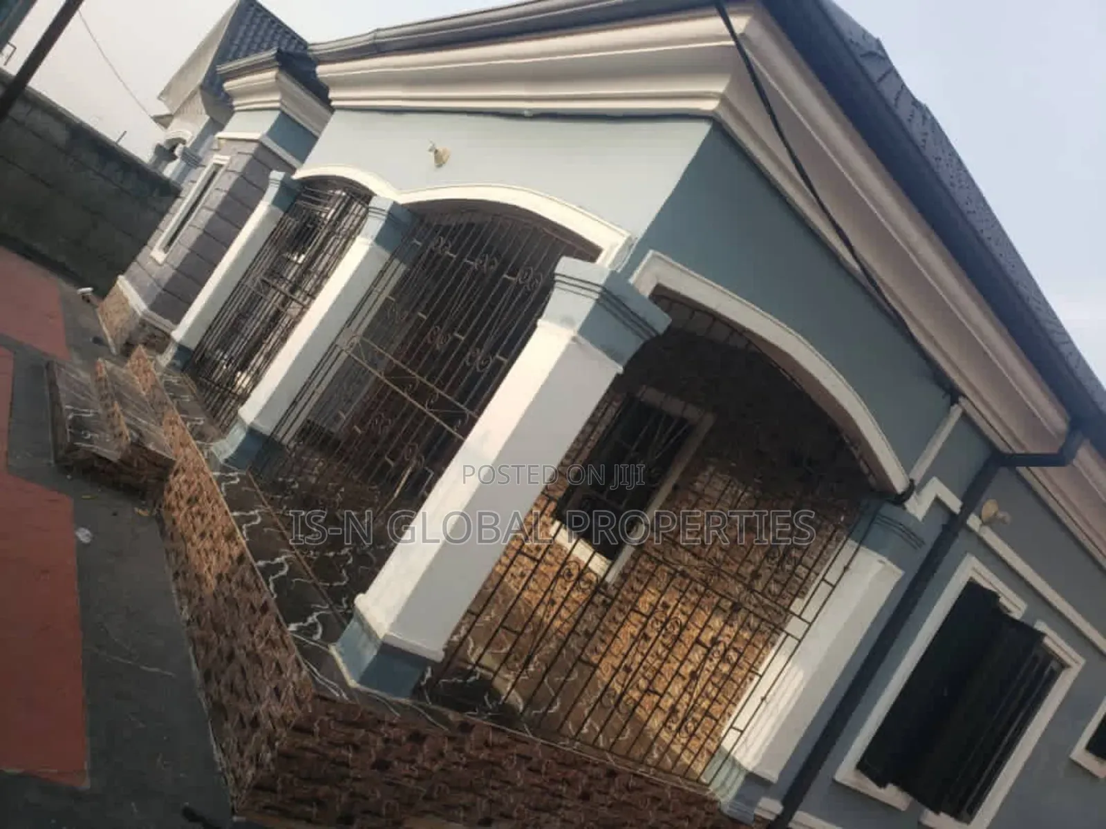3bdrm Bungalow in Warri for sale in Warri