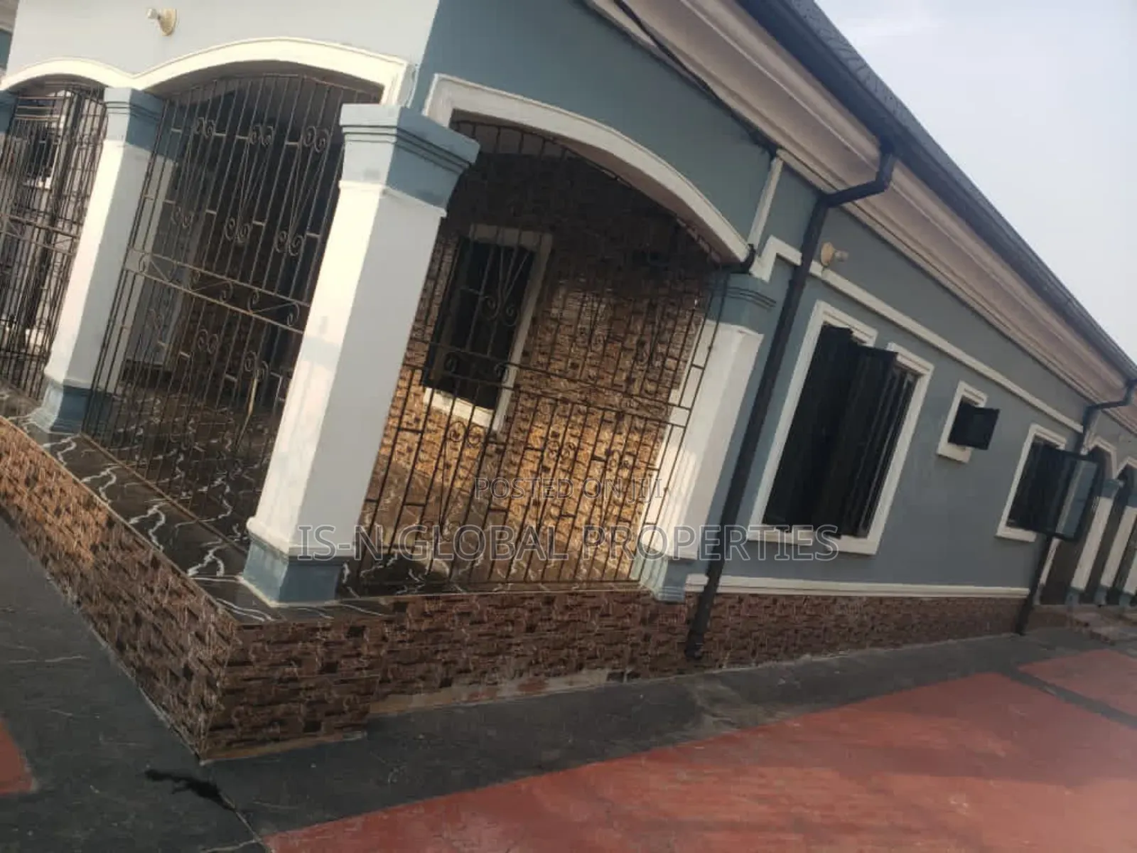 3bdrm Bungalow in Warri for sale in Warri
