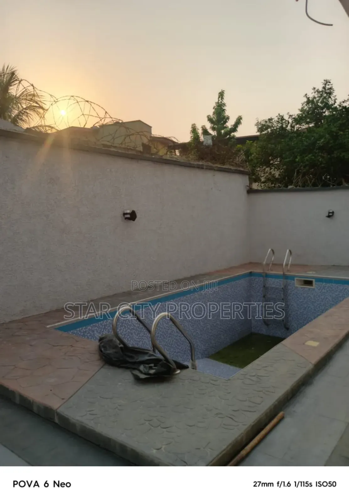 4bdrm Duplex in Omole Phase 1 for rent in Omole Phase 1