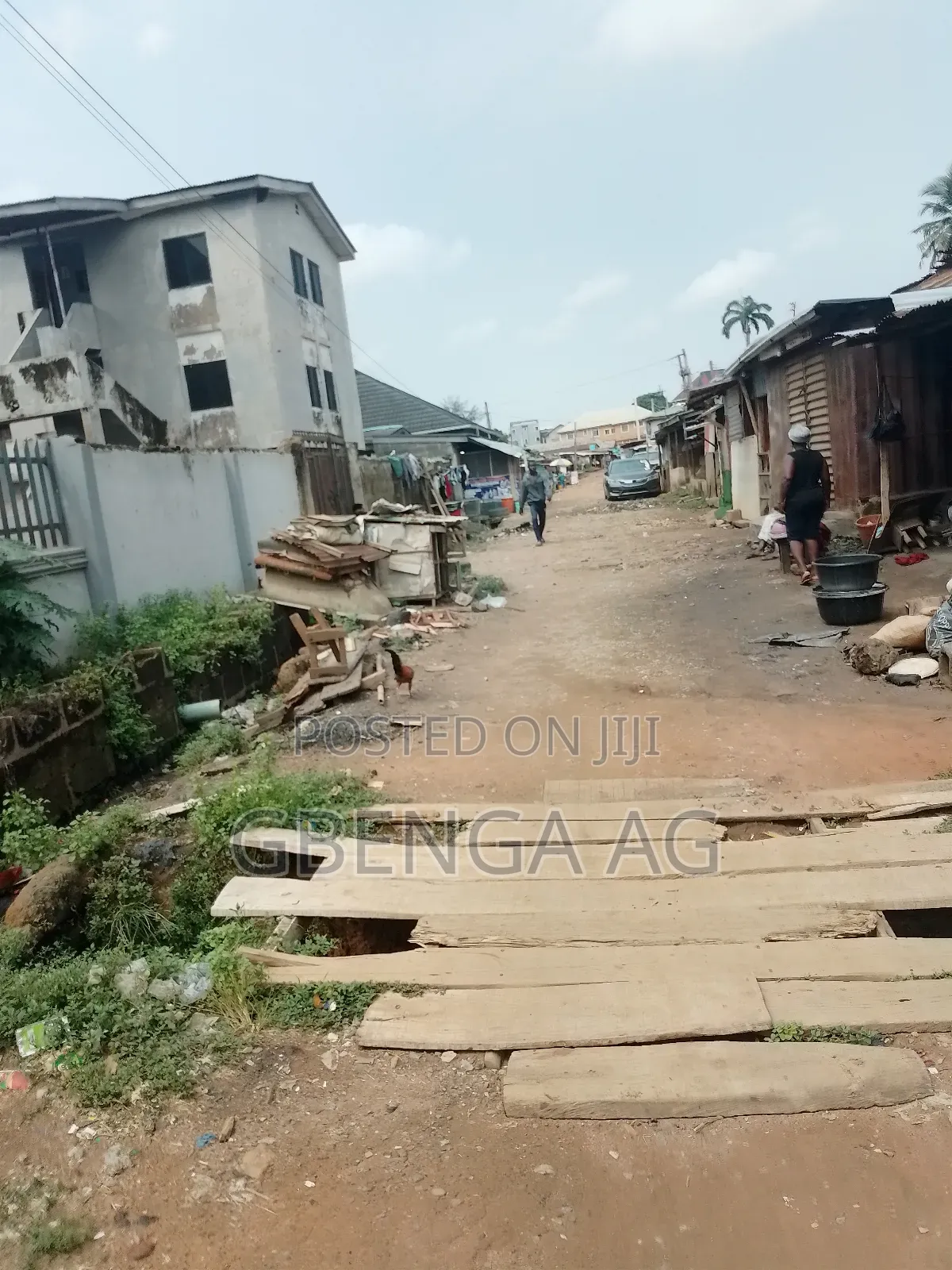 3bdrm Block of Flats in Off Okunola Road, Egbeda for sale in Egbeda