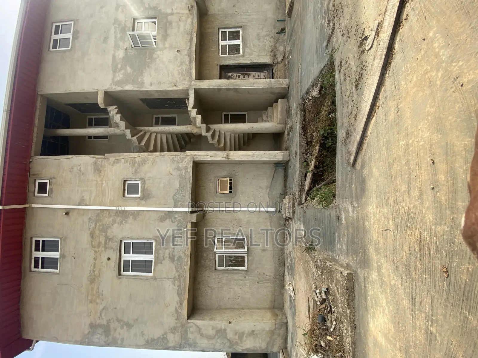3bdrm Block of Flats in Modomo, Ife for sale in Ife