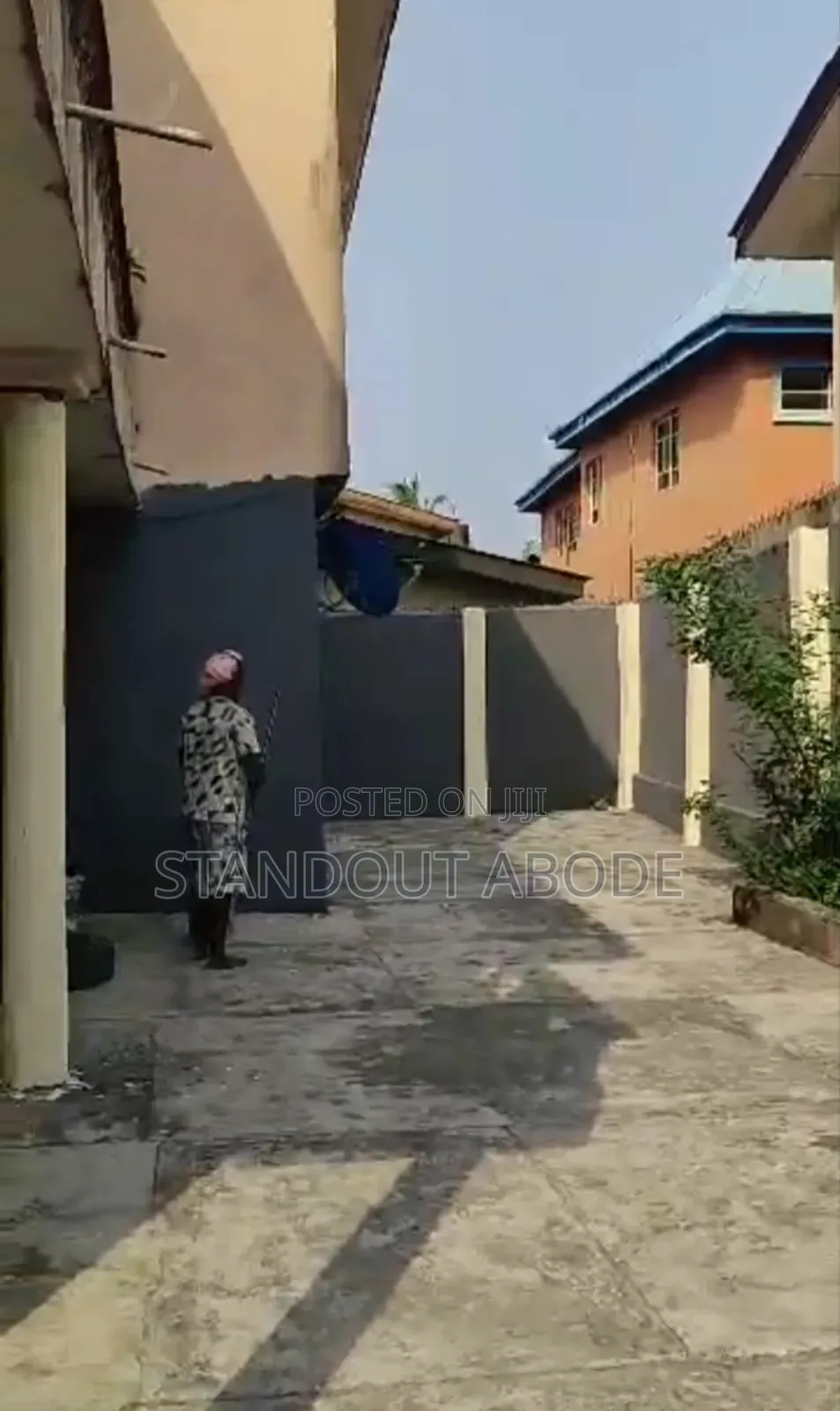 3bdrm Block of Flats in In A Secure Location, Abaranje for sale in Abaranje