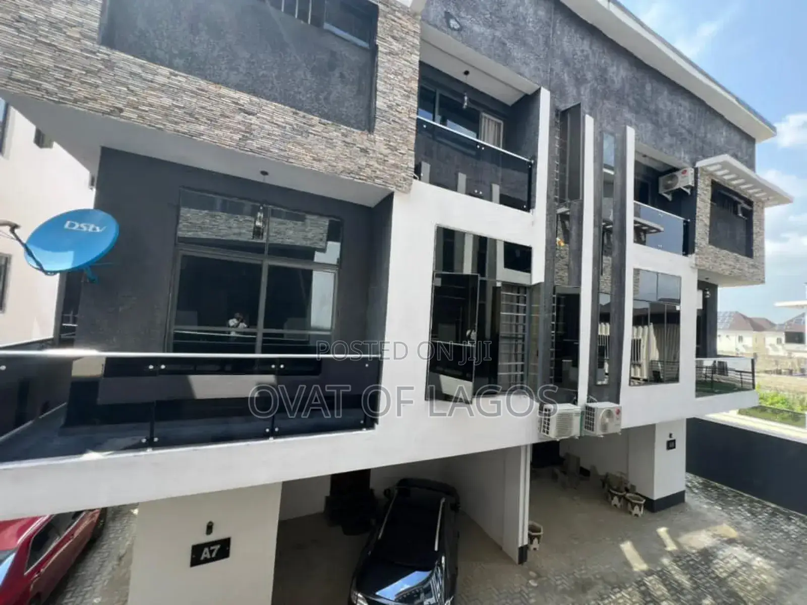 5bdrm Duplex in Ajah for sale in Ajah