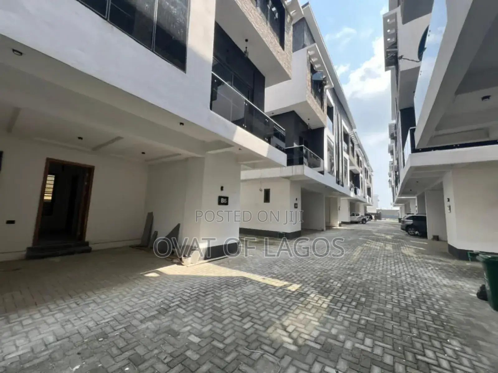 5bdrm Duplex in Ajah for sale in Ajah