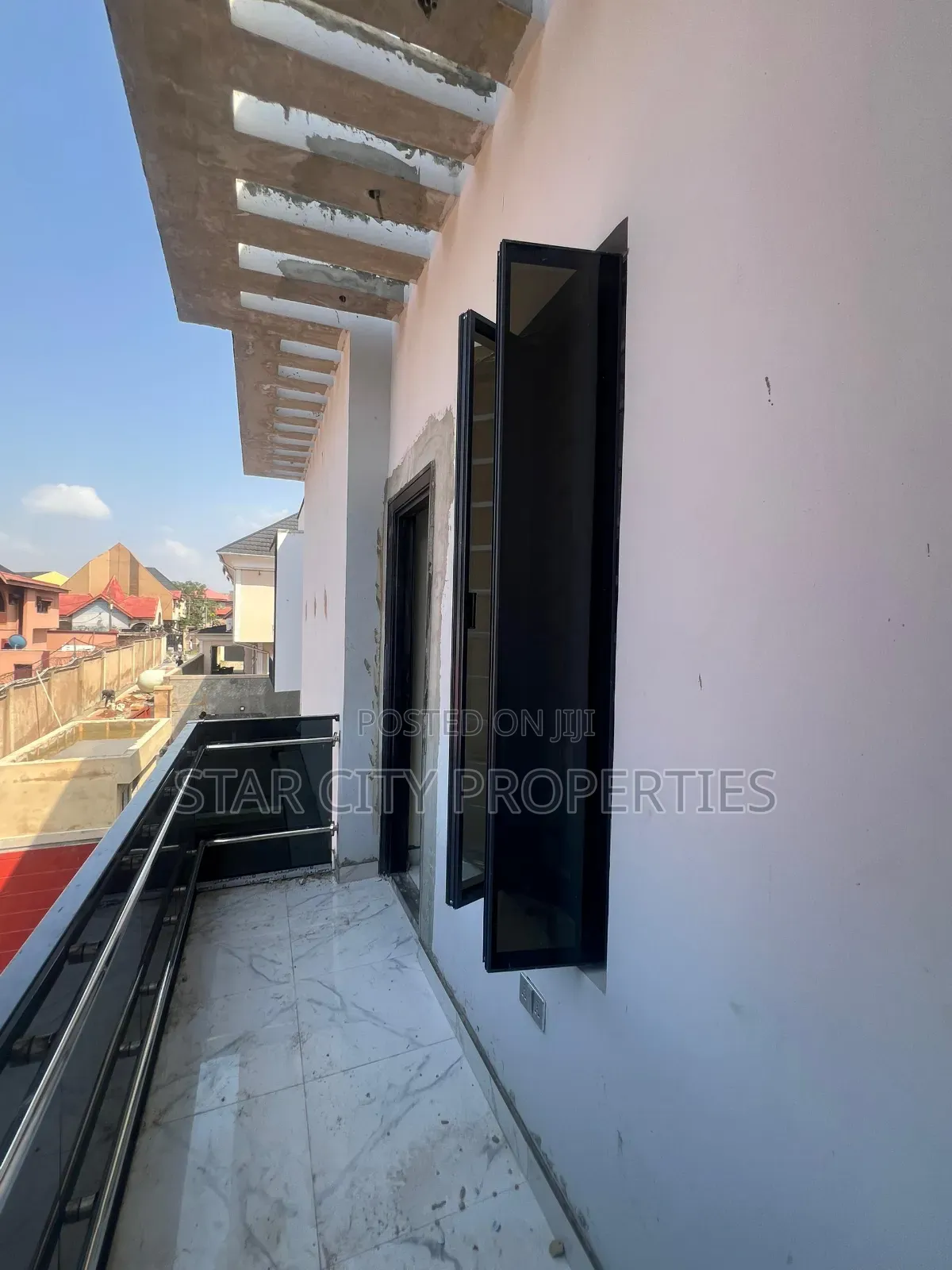 5bdrm Duplex in Omole Phase 1 for sale in Omole Phase 1
