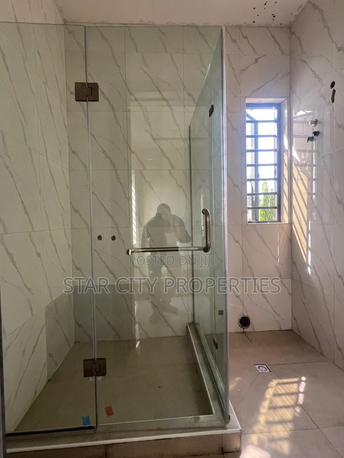 5bdrm Duplex in Omole Phase 1 for sale in Omole Phase 1