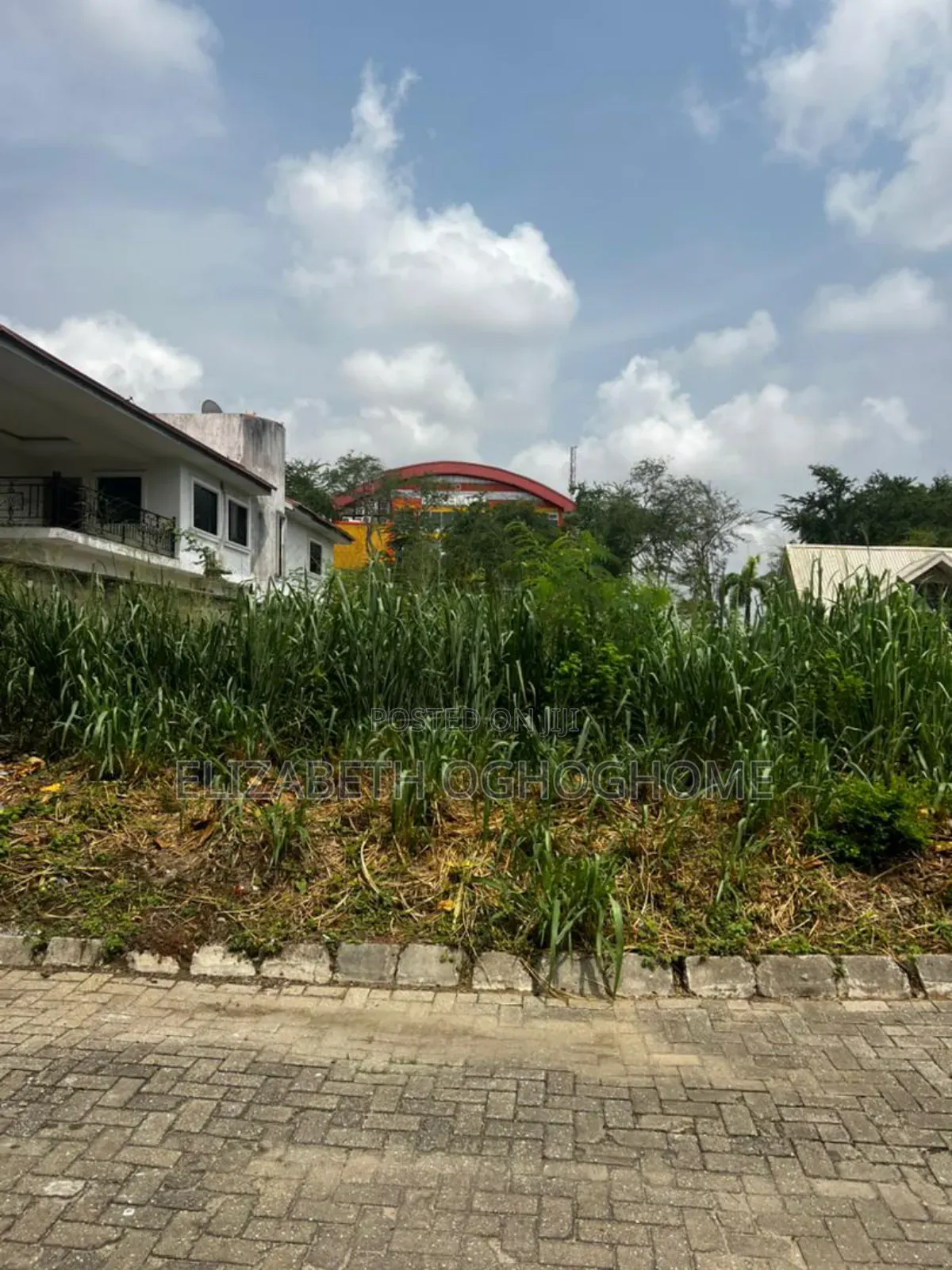 Dry Buy and Build Land at Vgc, Lekki in VGC / Ajah