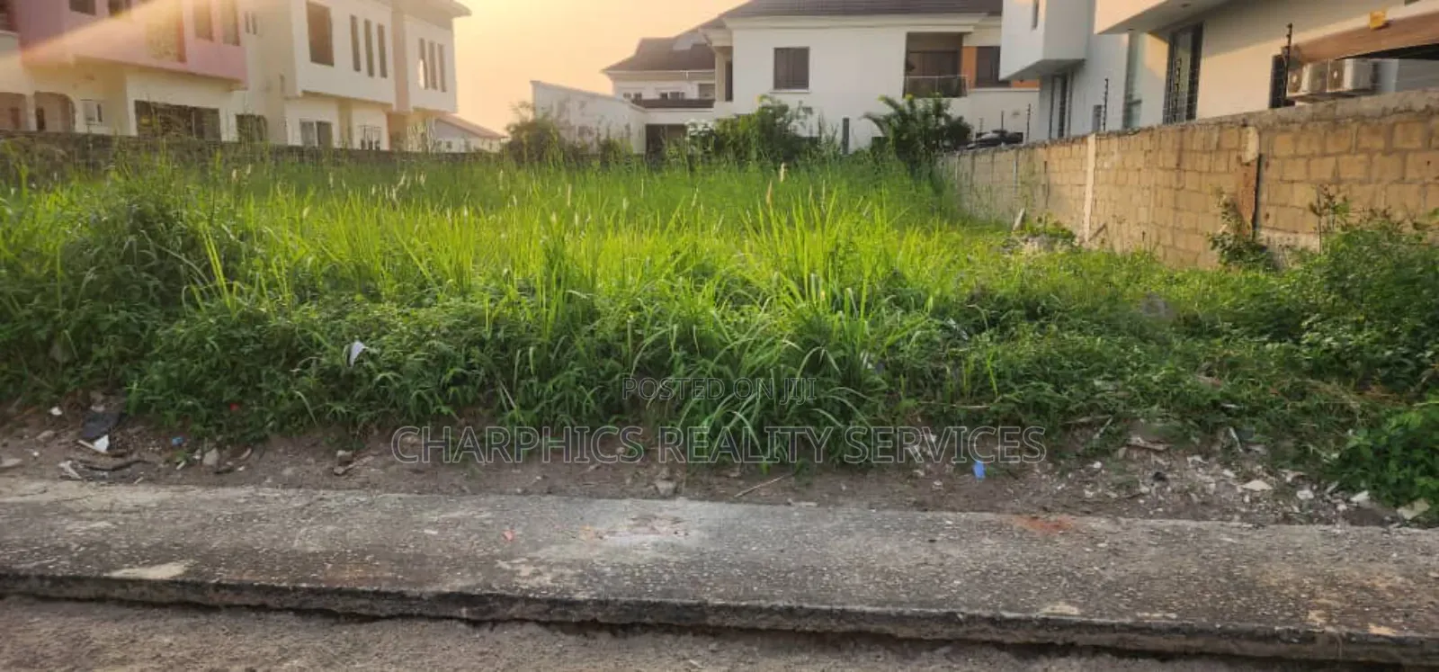 Land for Sale 619sqm Pinnock Beach Estate, Osapa, Lek in Osapa london