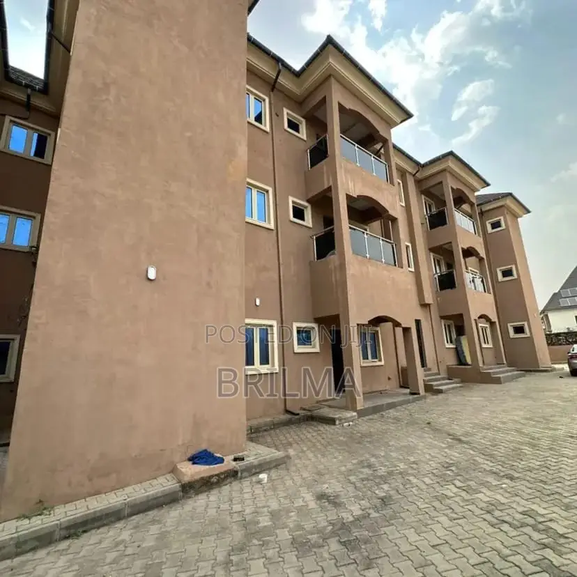 3bdrm Apartment in Durumi for sale in Durumi