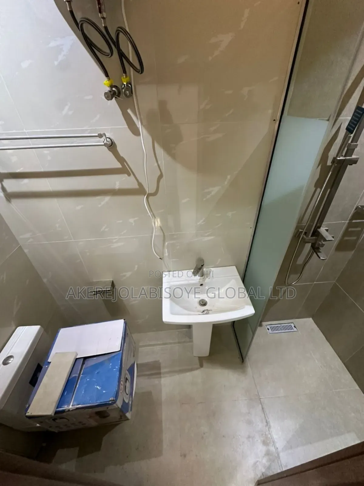 3bdrm Apartment in Jahi Gilmore, Abuja for sale in Jahi