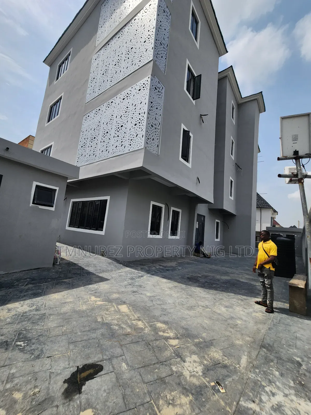 Office Space for Rent at Chevron New Built in Chevron