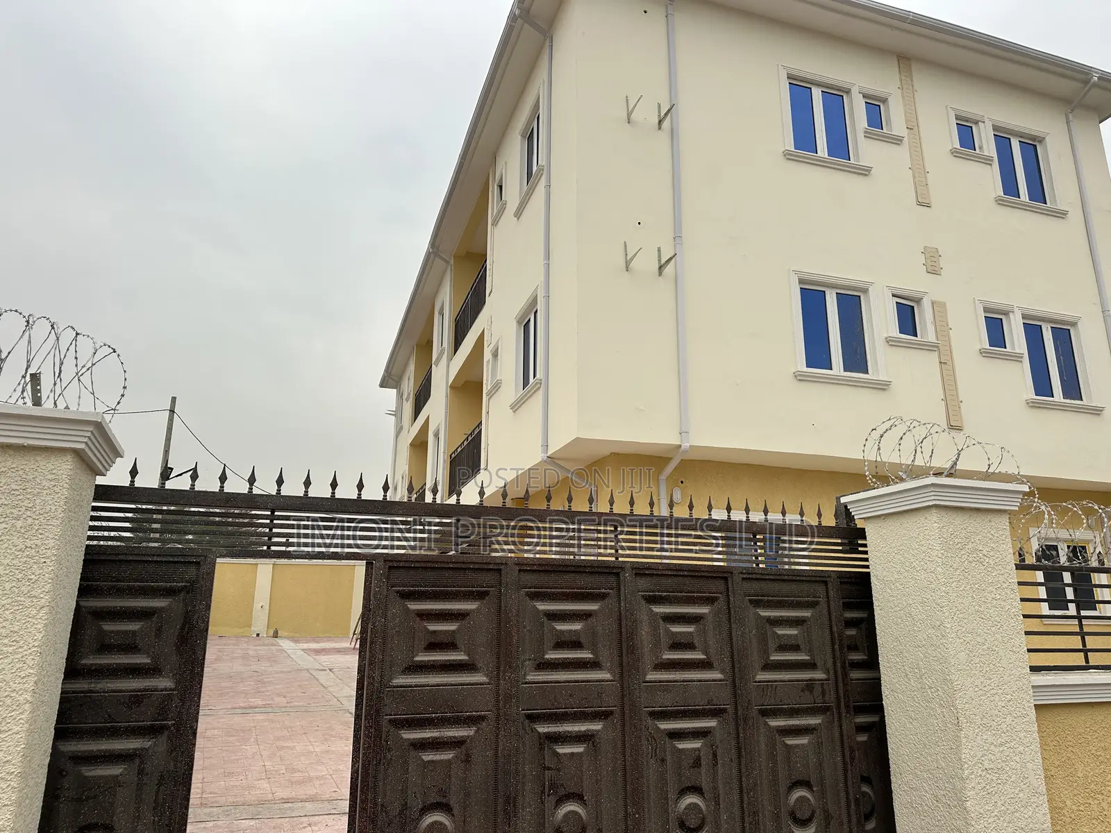 2bdrm Block of Flats in Fo1, Kubwa for rent in Kubwa