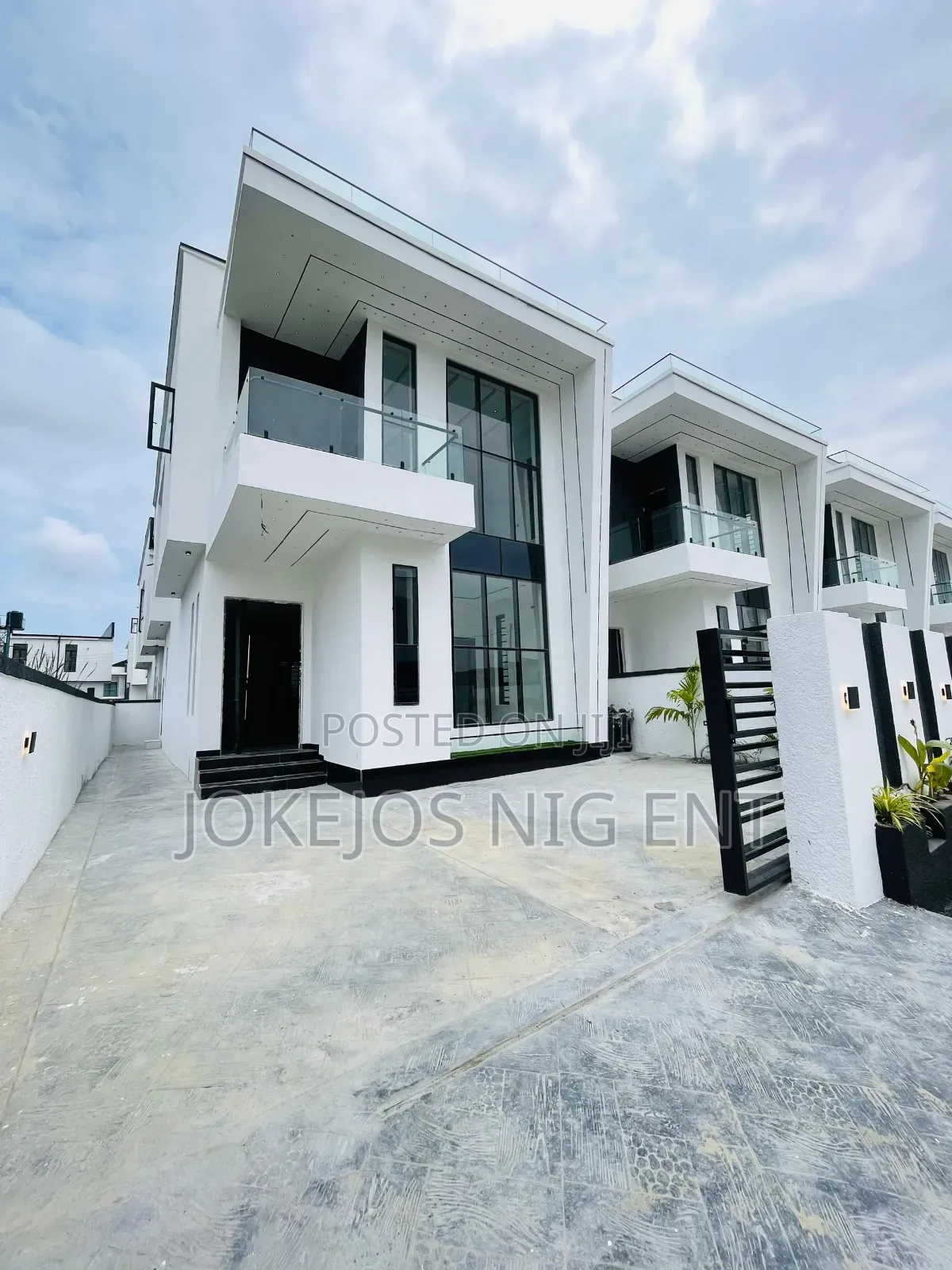 4bdrm Duplex in Ajah Lekki Lagos for sale in Ajah