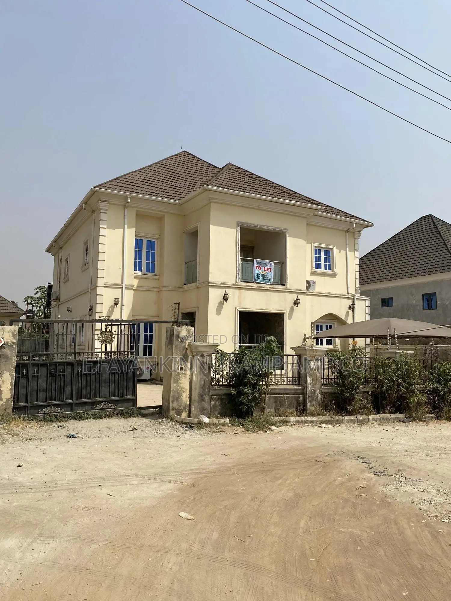 Furnished 4bdrm Duplex in Rainbow Estate, Lugbe District for rent in Lugbe District