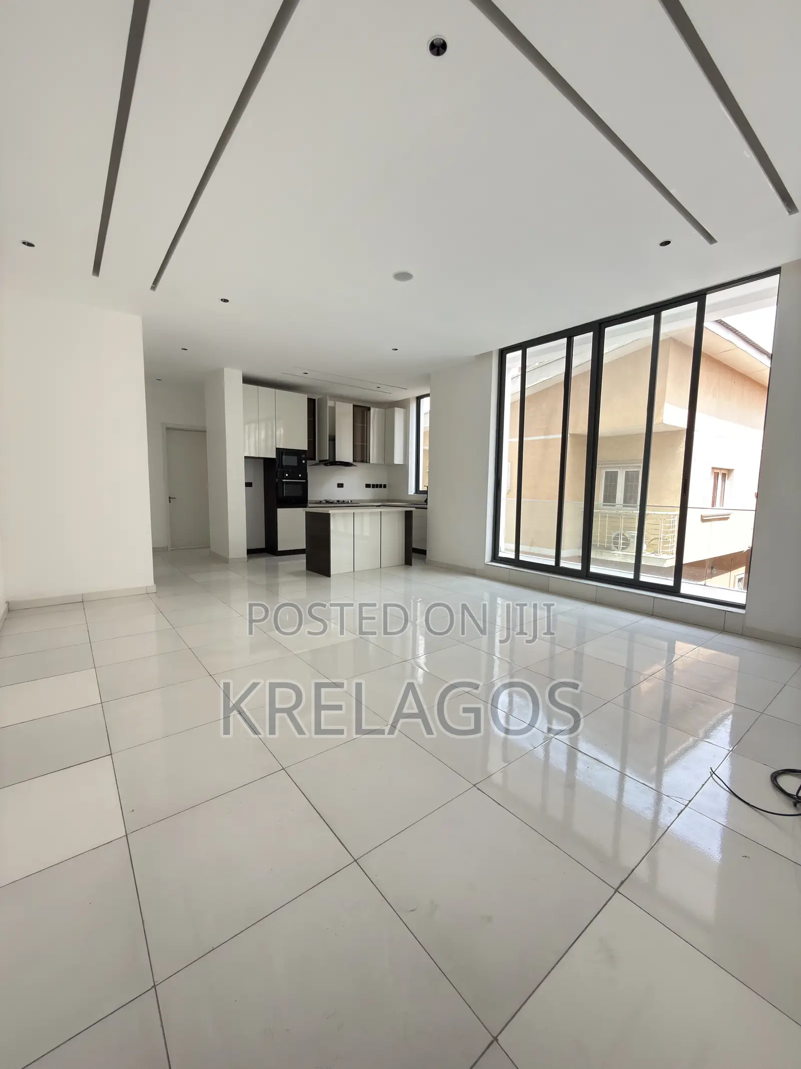 2bdrm Apartment in Victoria Island Extension for sale in Victoria Island Extension