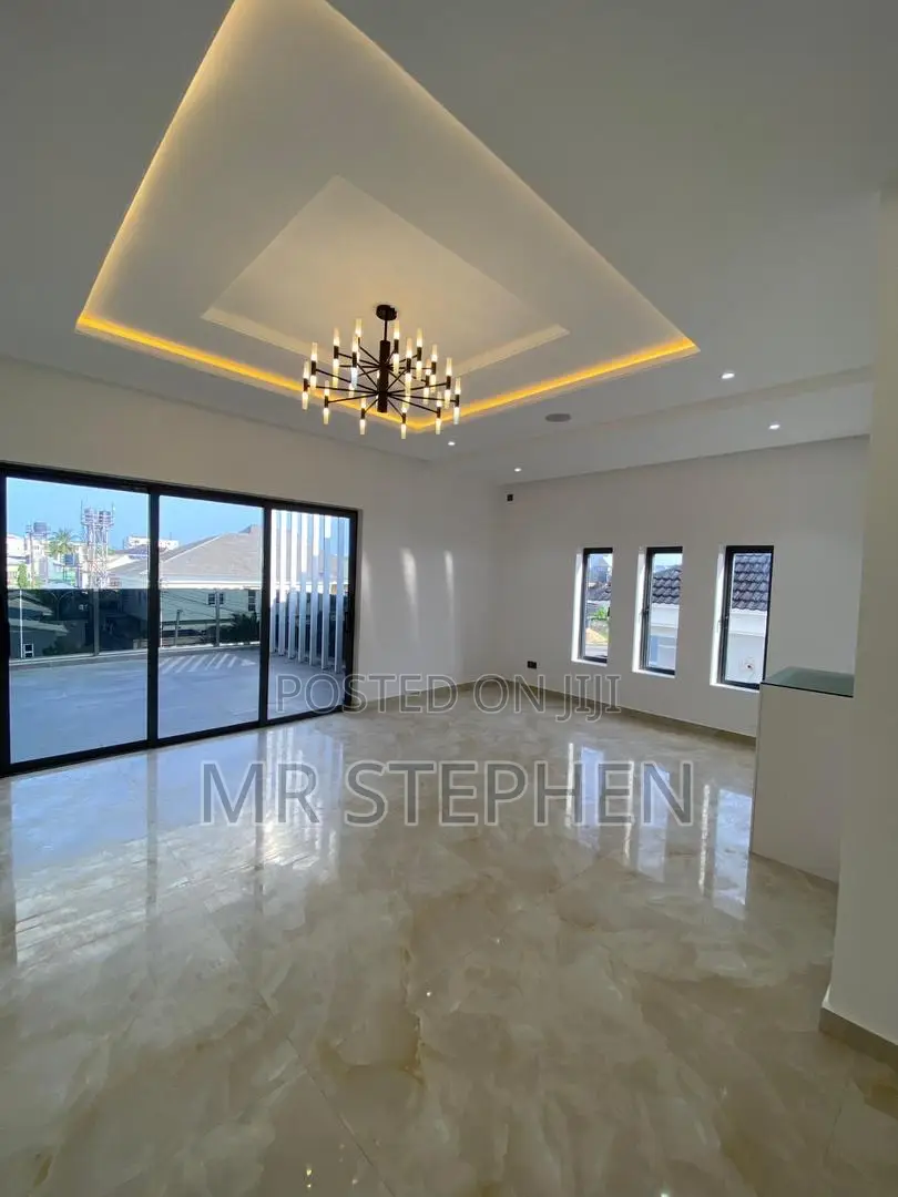 5-Bedroom Fully Detached Duplex With Pool Cinema • Lekki Phase 1 in Lekki Phase 1