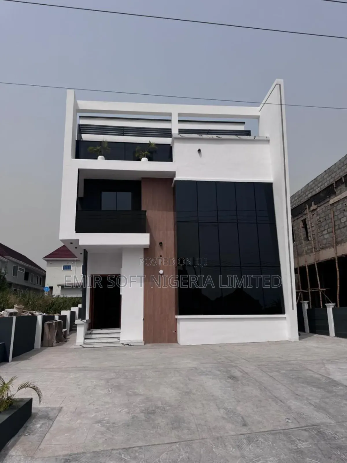 5bdrm Duplex in Basorun for sale in Basorun