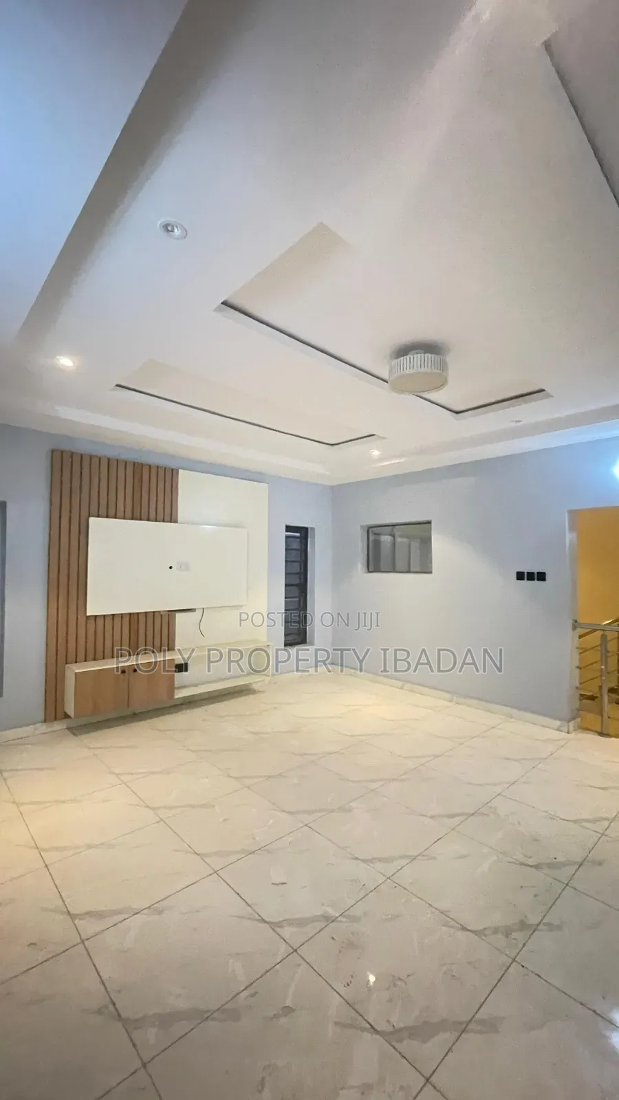 5bdrm Penthouse in Engr Lere Adigun Gra, Basorun for rent in Basorun
