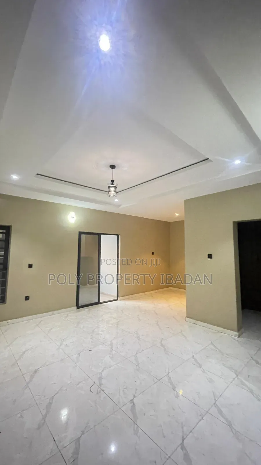 5bdrm Penthouse in Engr Lere Adigun Gra, Basorun for rent in Basorun