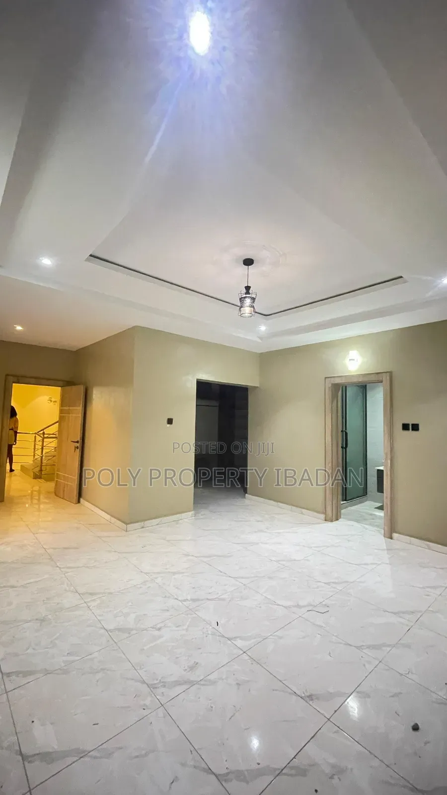 5bdrm Penthouse in Engr Lere Adigun Gra, Basorun for rent in Basorun