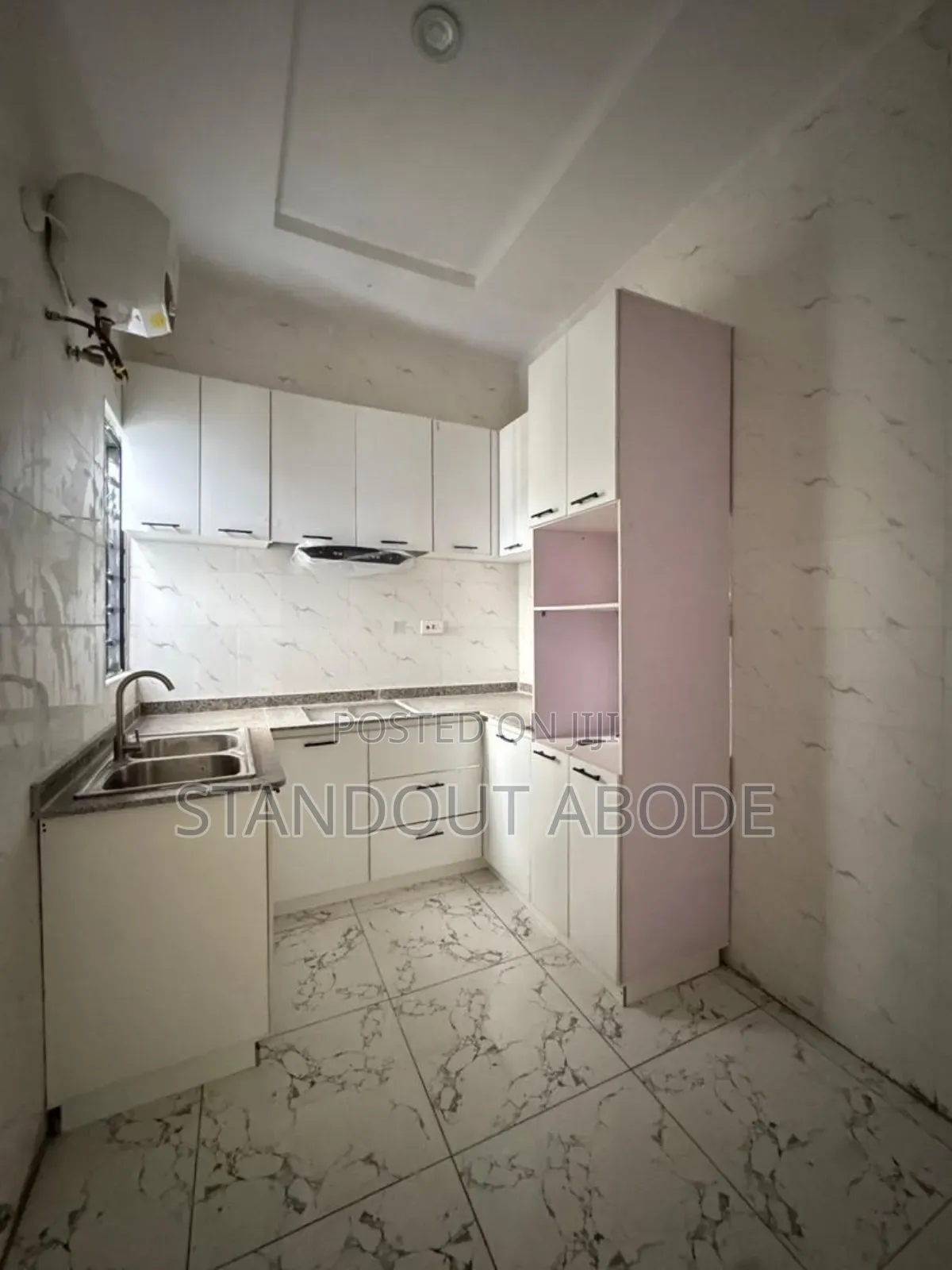 1bdrm Block of Flats in In A Secure And, Ajah for sale in Ajah