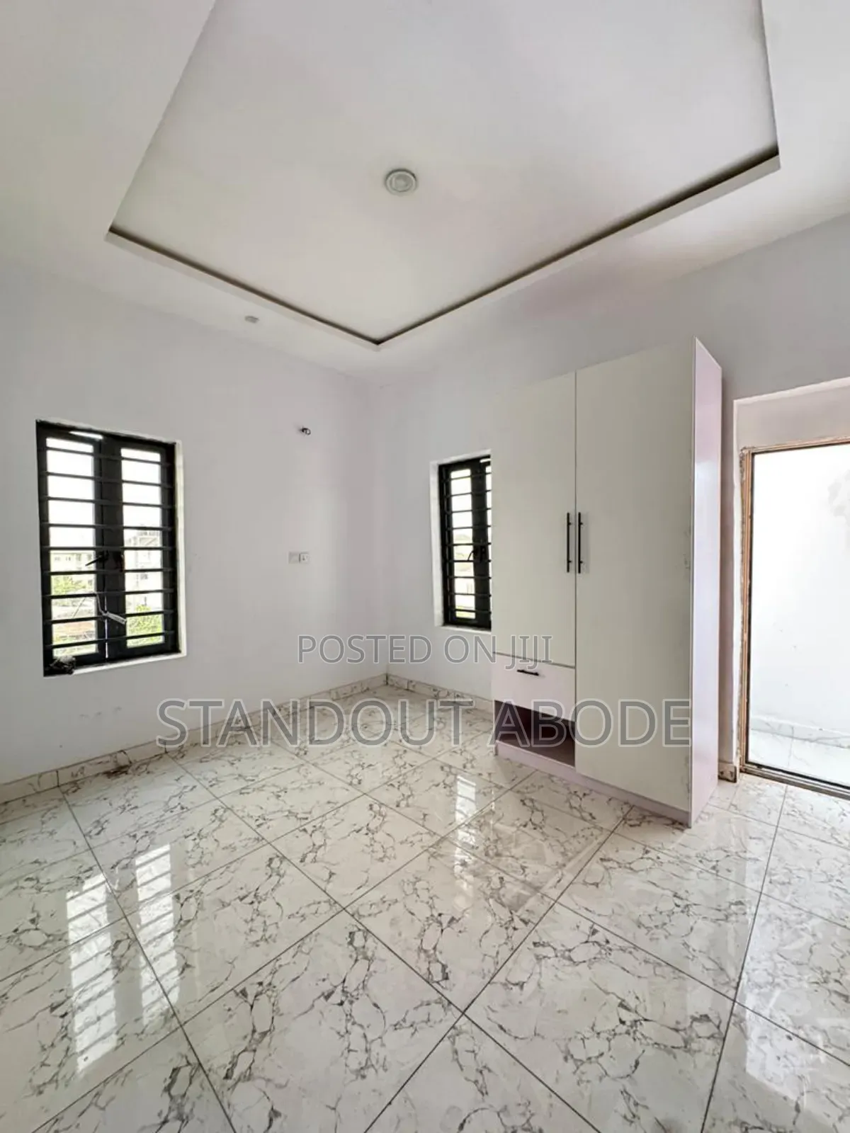 1bdrm Block of Flats in In A Secure And, Ajah for sale in Ajah