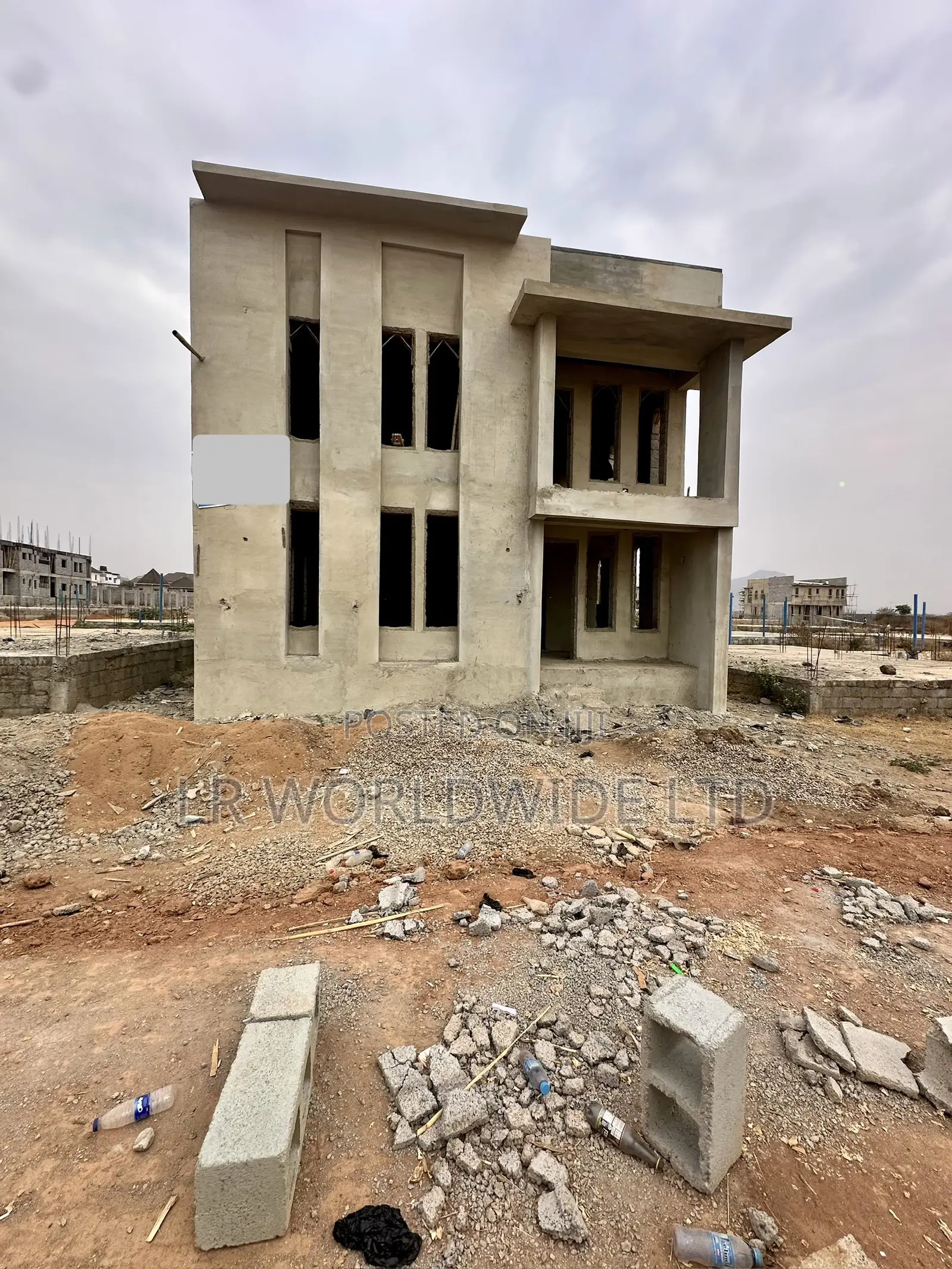 Solidly Built 5bedroom Terrace in Beautiful Location in Kubwa