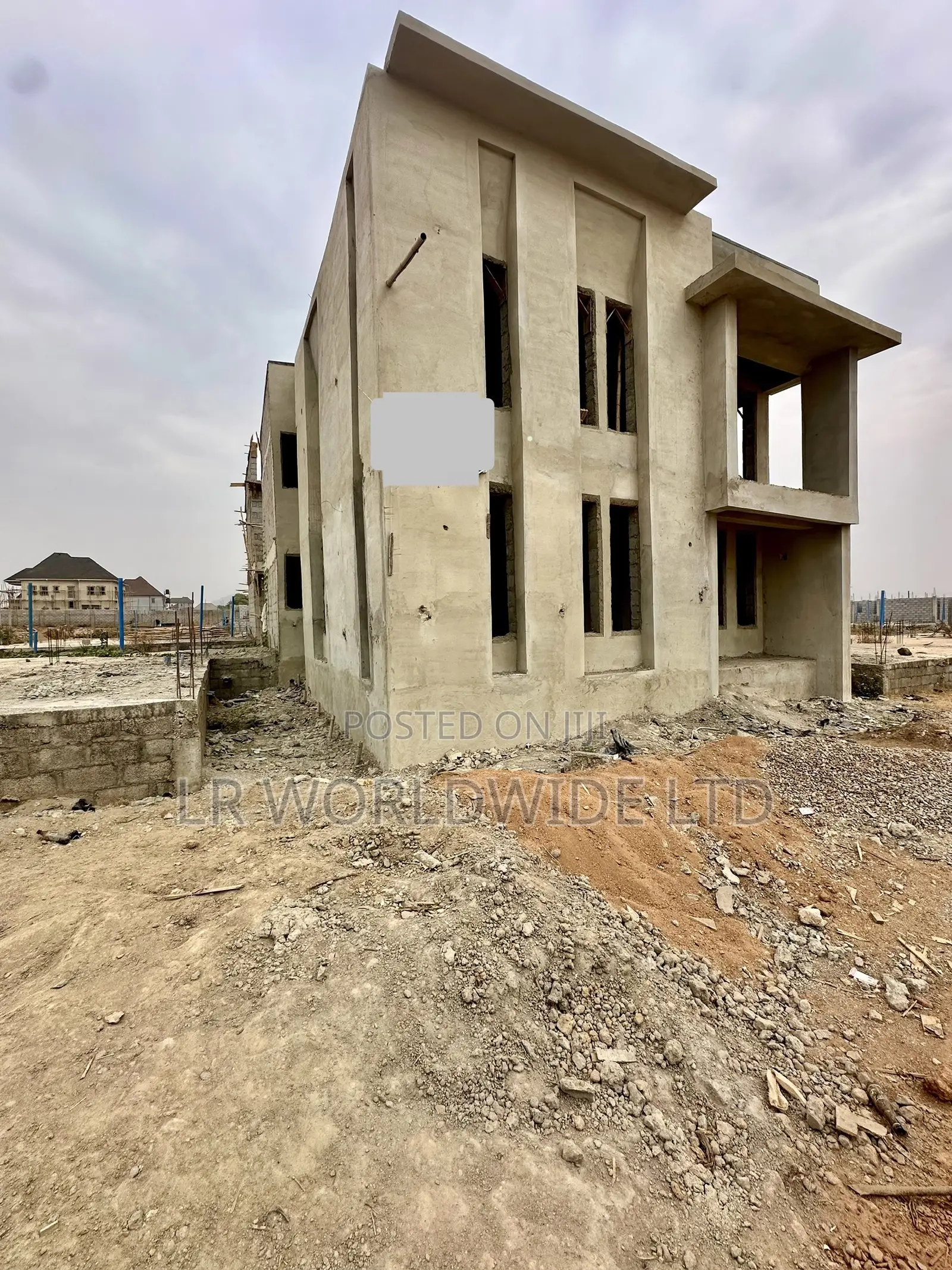 Solidly Built 5bedroom Terrace in Beautiful Location in Kubwa