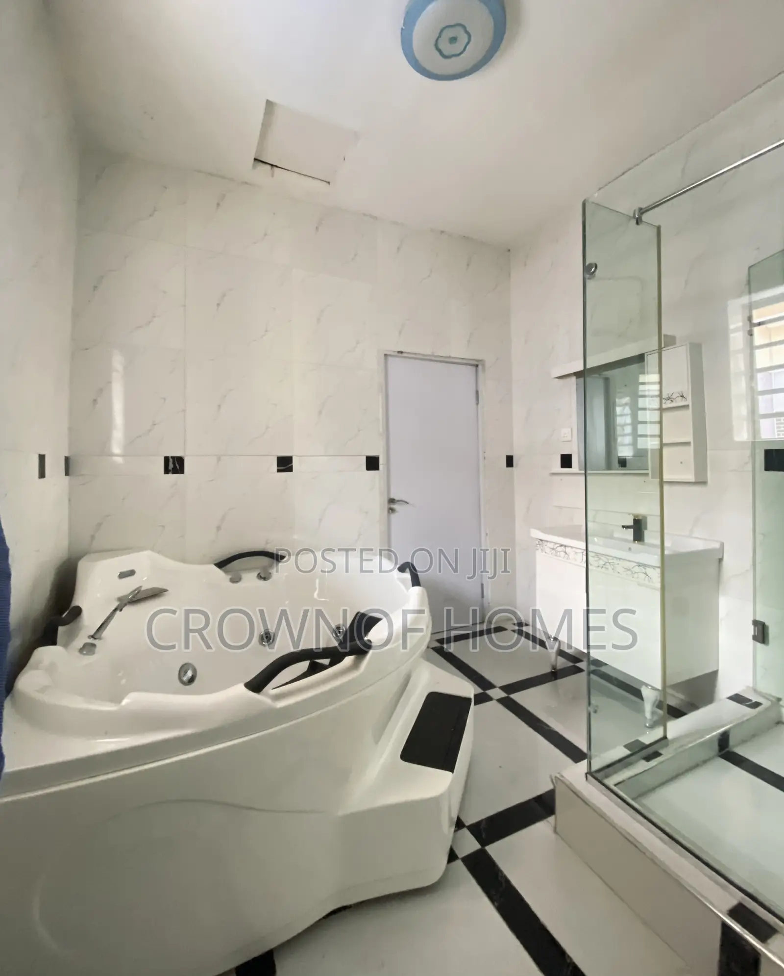 4bdrm House in Ikota for sale in Ikota