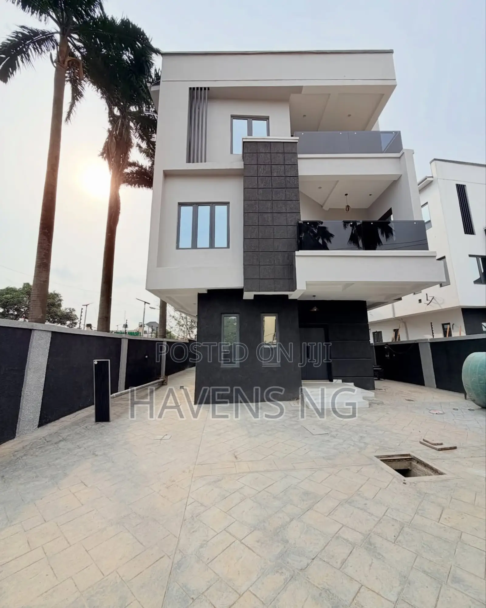 4bdrm Duplex in Omole Phase 1 for sale in Omole Phase 1