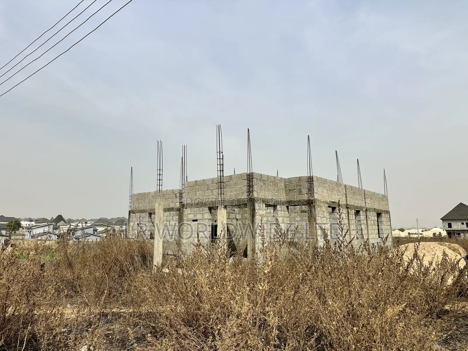 5bdrm Duplex in Lugbe District for sale in Lugbe District