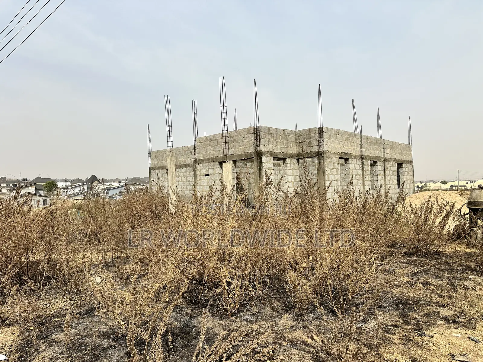 5bdrm Duplex in Lugbe District for sale in Lugbe District