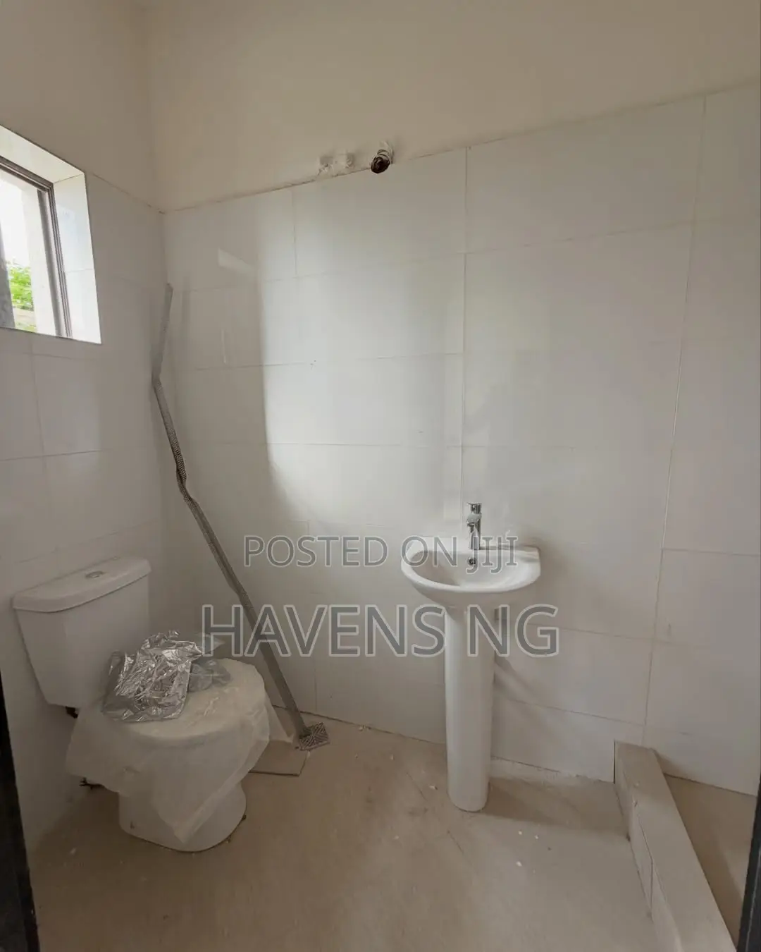 3bdrm Apartment in Sabo / Yaba for sale in Sabo / Yaba
