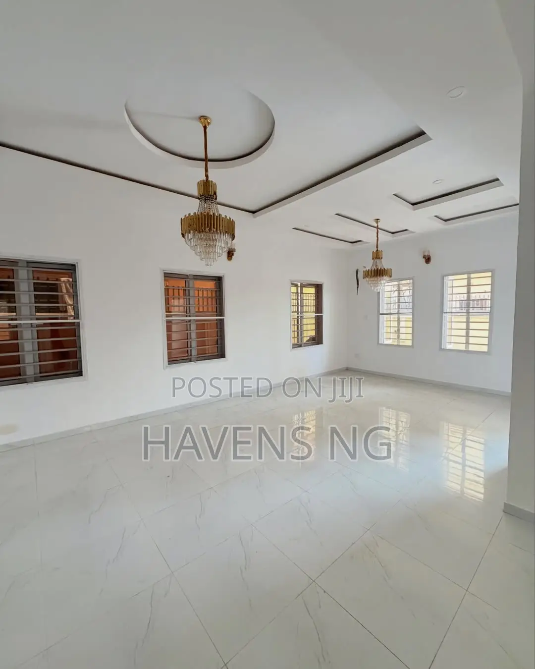 5bdrm Duplex in Airport Road / Oshodi for sale in Airport Road / Oshodi