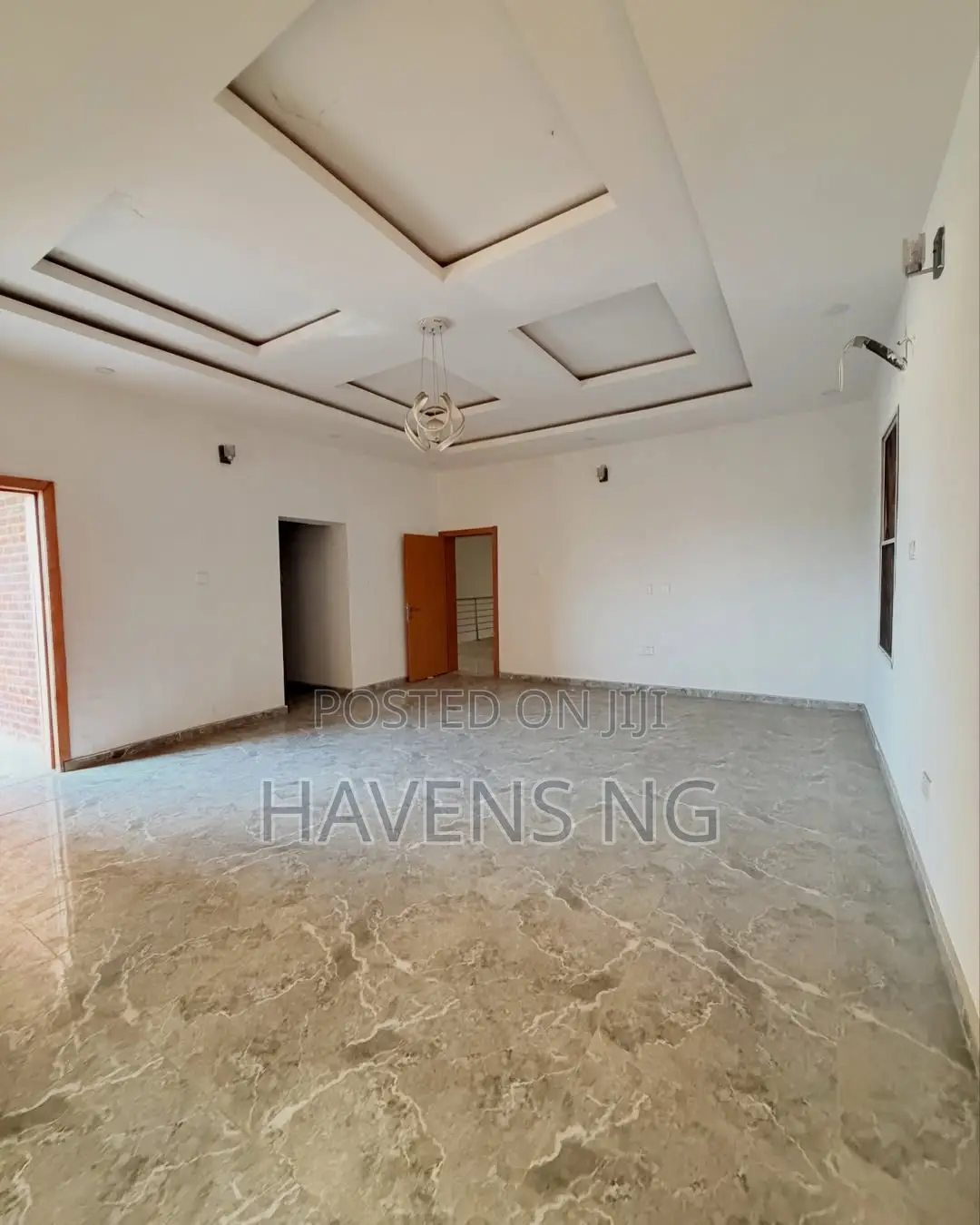 5bdrm Duplex in Airport Road / Oshodi for sale in Airport Road / Oshodi