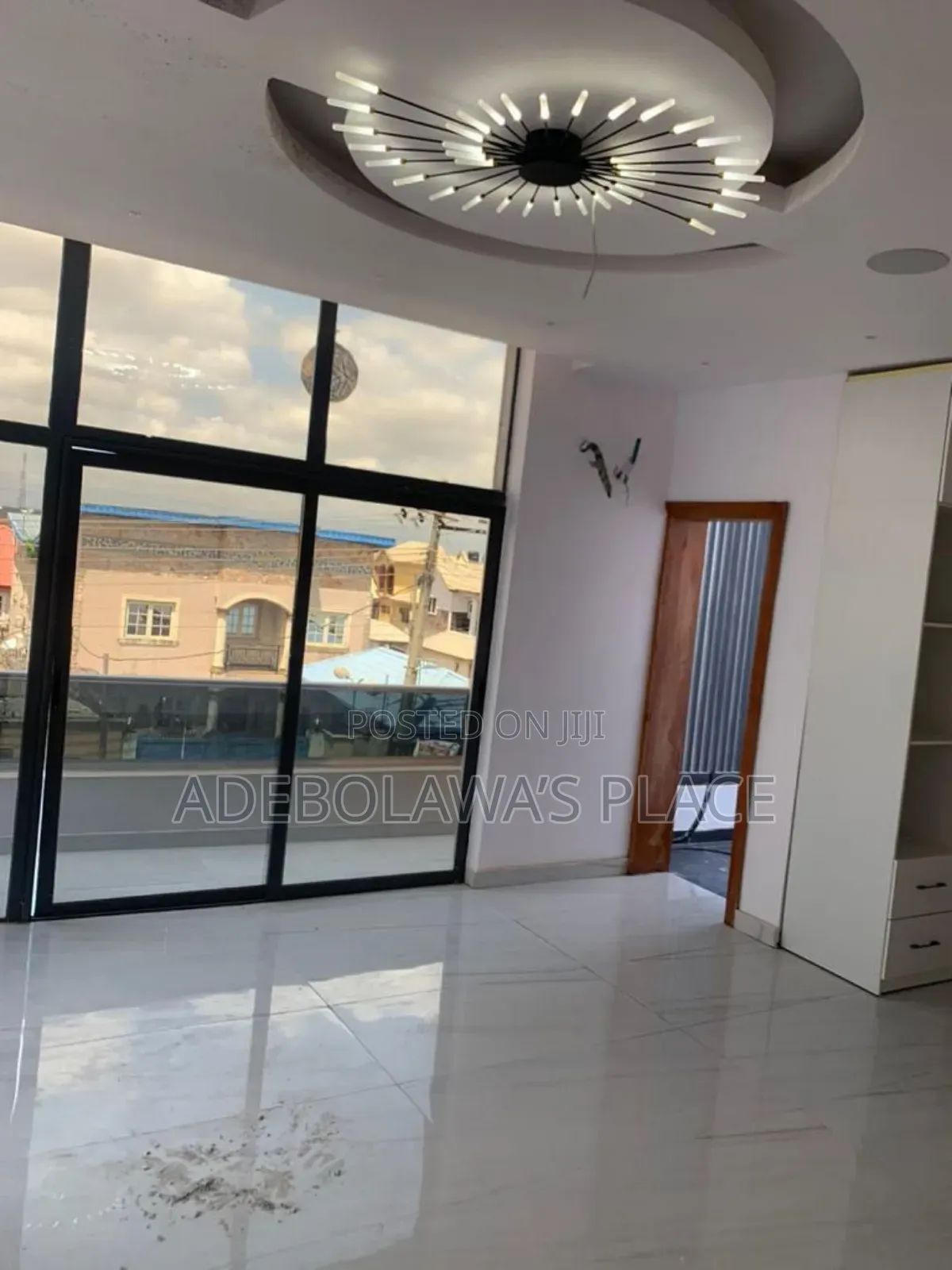 7bdrm Duplex in Gemade, Alimosho for sale in Alimosho