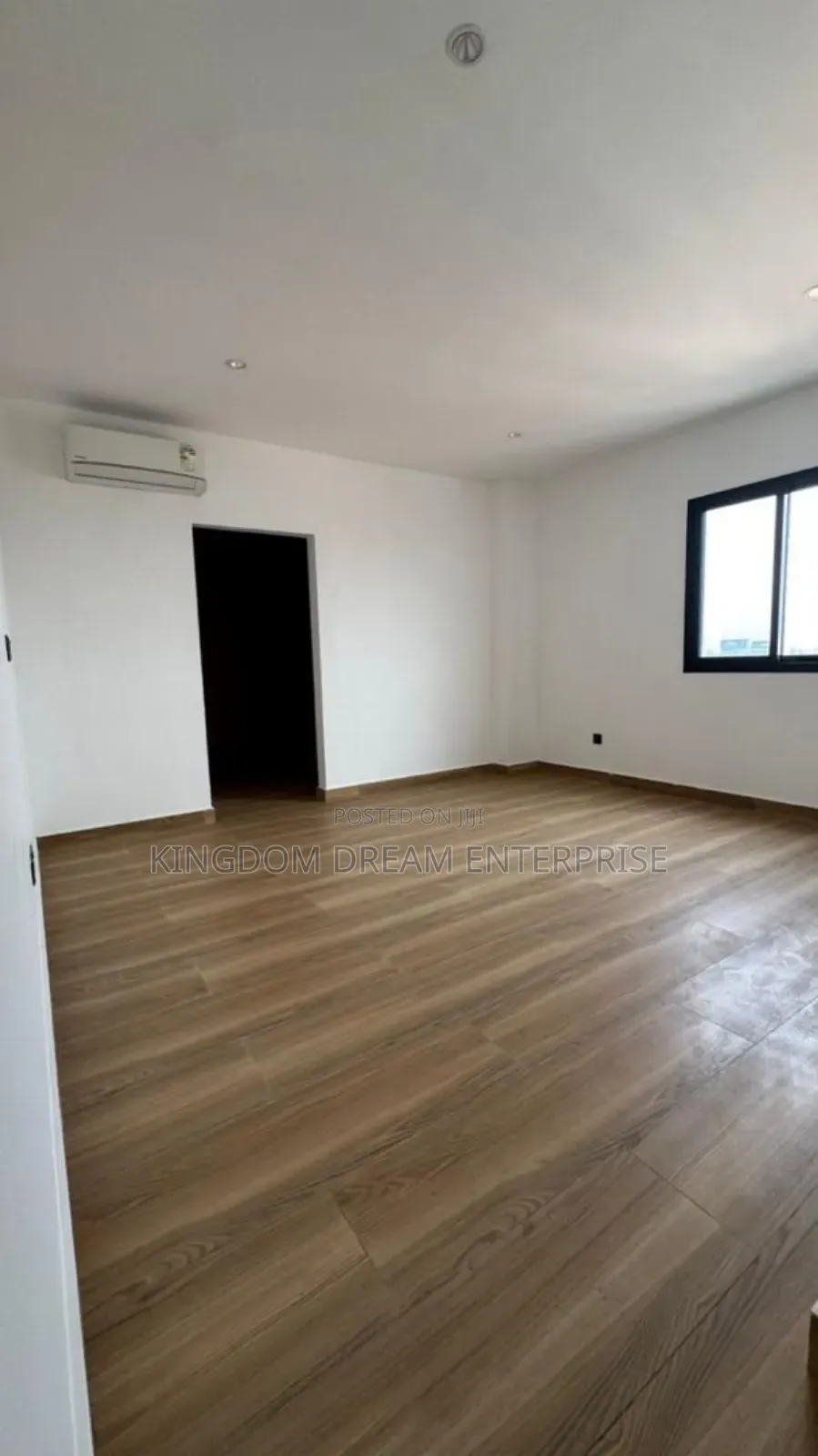 3bdrm Apartment in Along Banana Island for rent in Banana Island