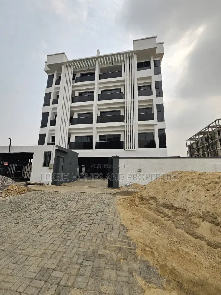 2bdrm Apartment in A Well Secured, Ikate for sale in Ikate