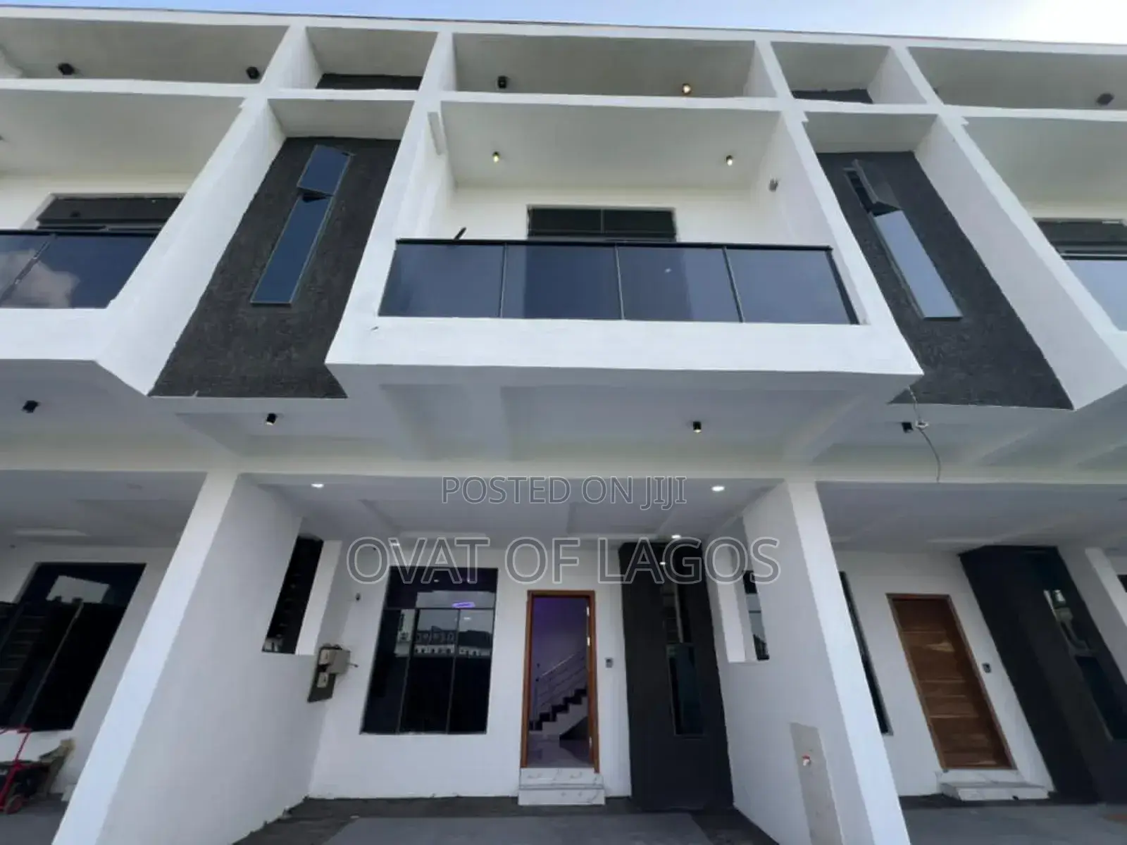 3bdrm Duplex in Ajah Lekki for sale in Ajah