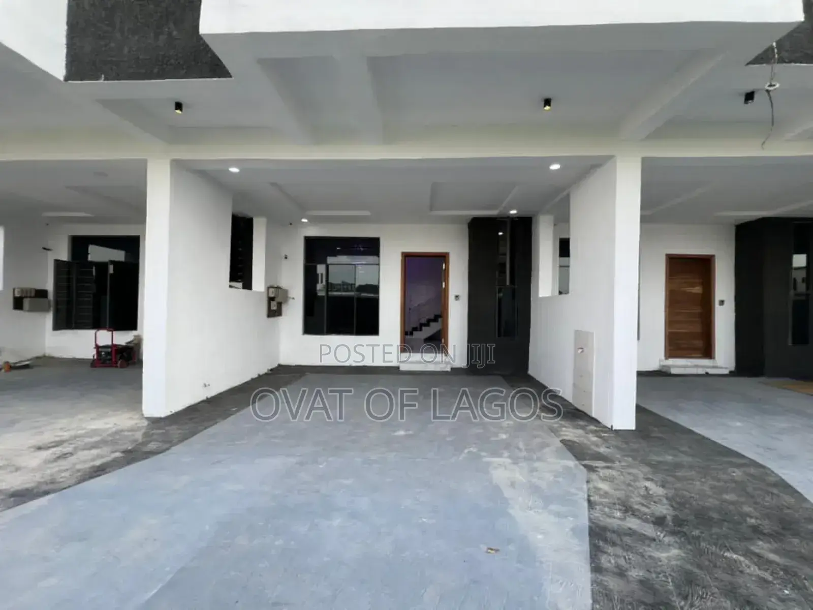 3bdrm Duplex in Ajah Lekki for sale in Ajah