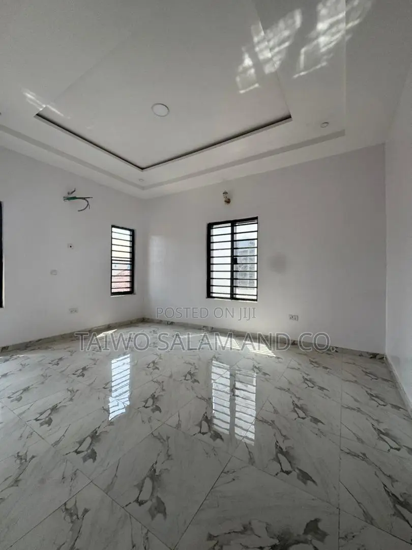 4bdrm Duplex in Agodi for sale in Agodi