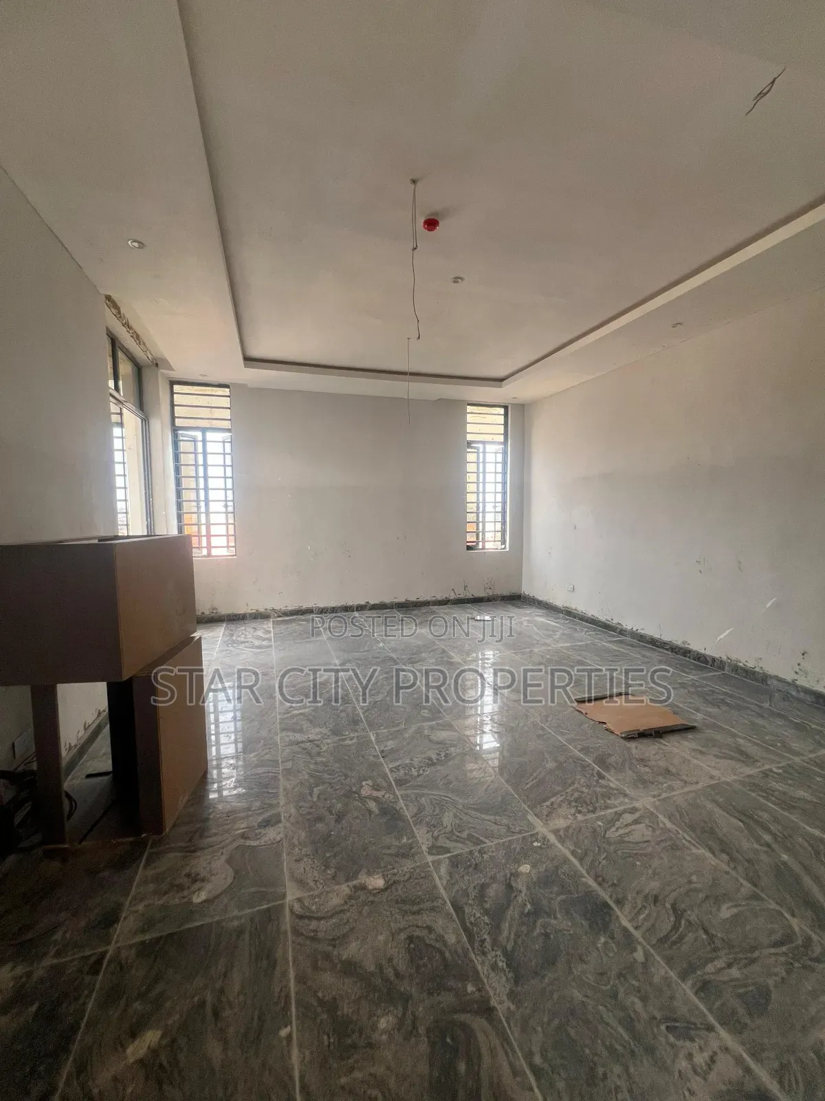5bdrm House in Omole Phase 1 for sale in Omole Phase 1