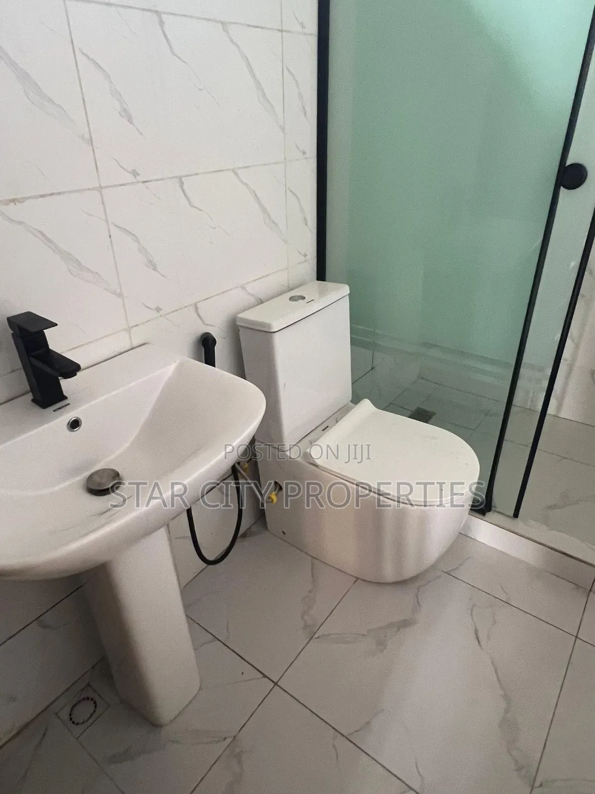 Furnished 3bdrm Duplex in Olowora, Magodo Gra for sale in Magodo