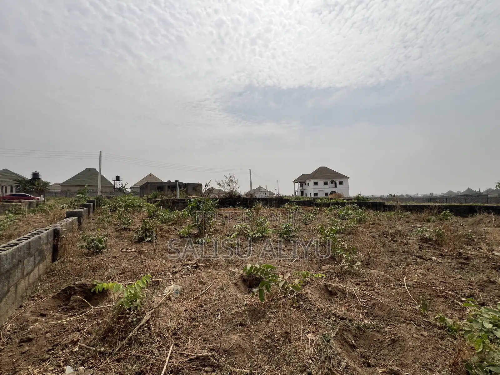 700sqm Fully Detached Duplex Land in Life Camp